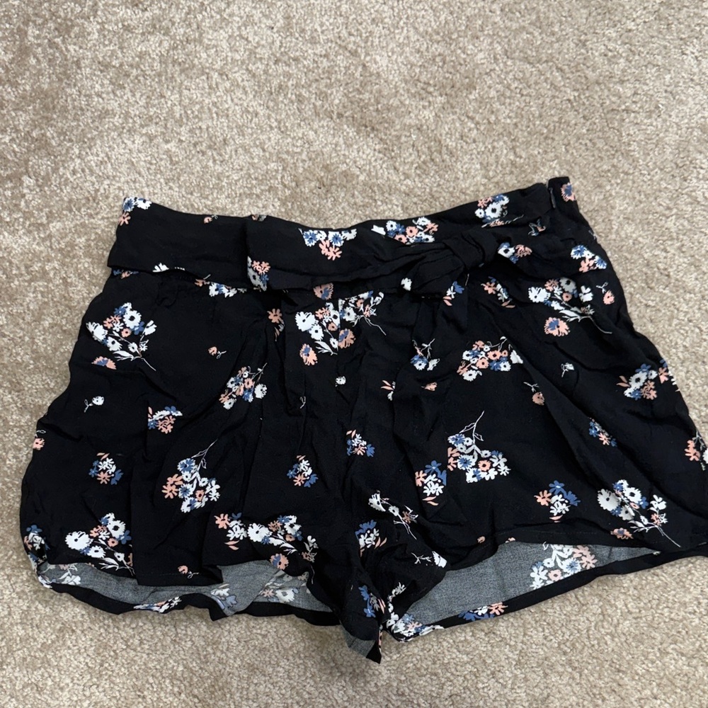 Maurices Black Floral Women's Shorts